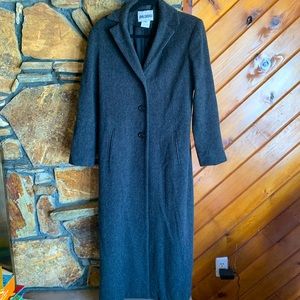 HOLDING for nycelebstylist**